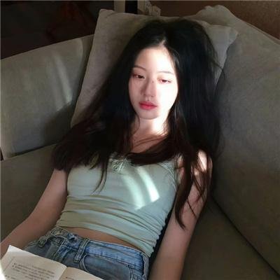 撞脸